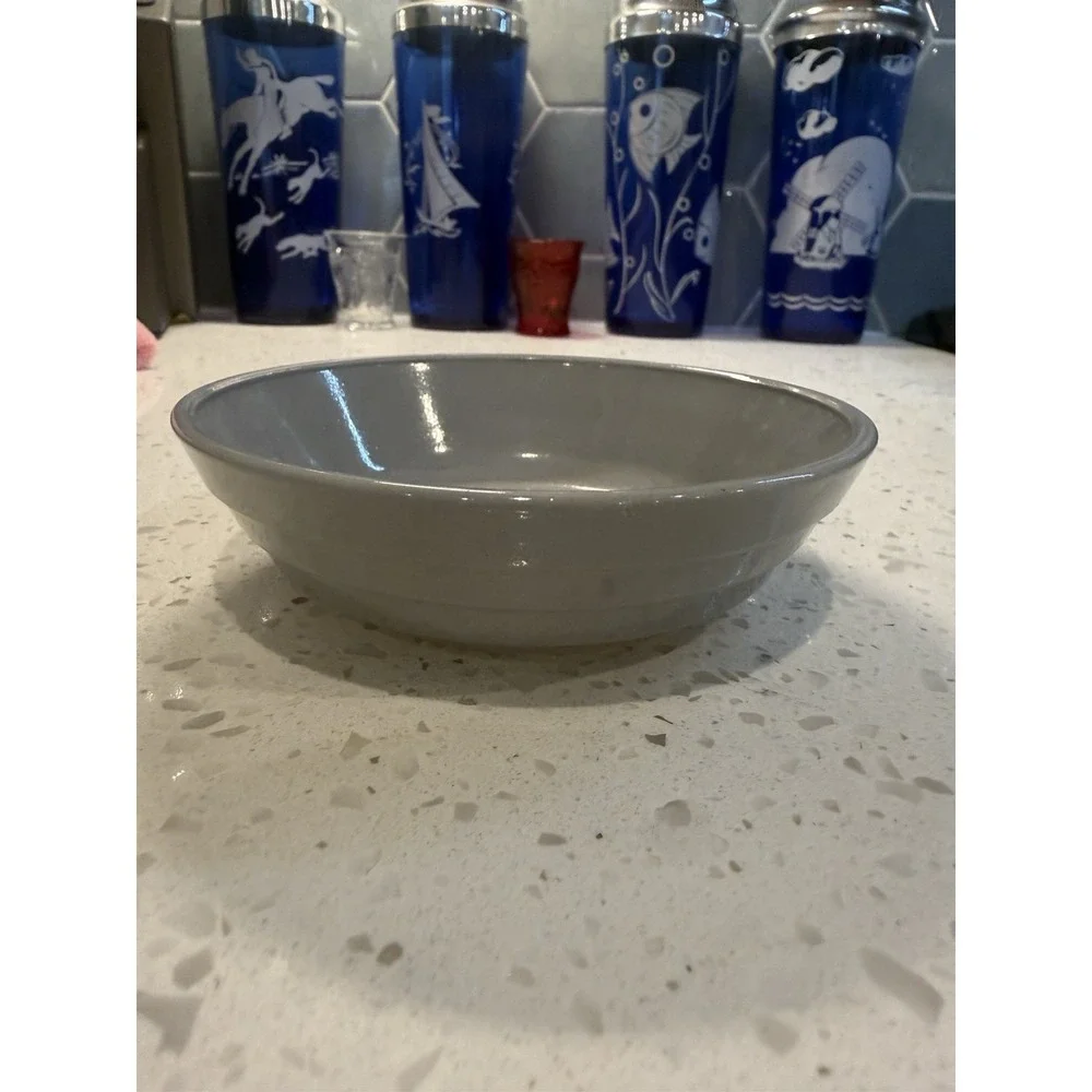 Hazel Atlas Moderntone Gray Rimless Low Berry Bowl 4 3/4